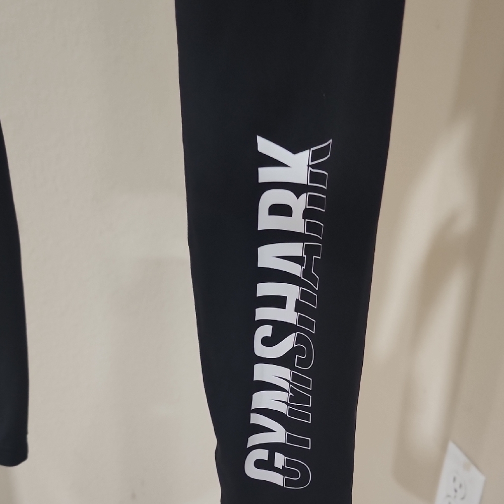 Gymshark Black Leggings - Picture 5 of 5